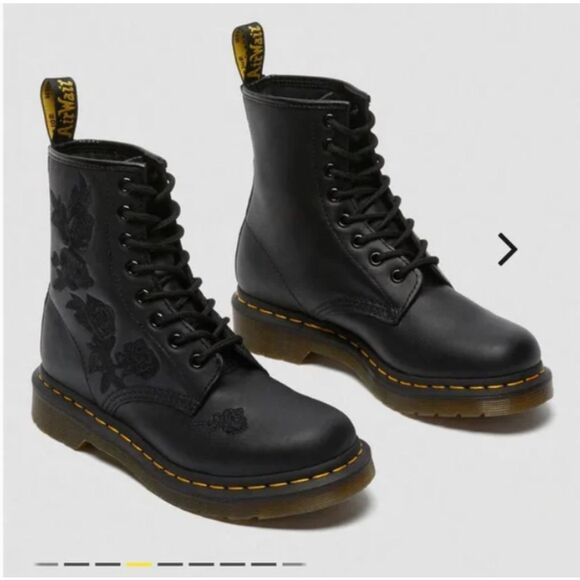 Dr Martens Women's 1460 Vonda Mono Boot Size 36 (5US) Black Embroidered Flowers - Picture 1 of 11